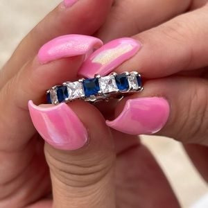 4.25ctw Blue and White Sapphire Ring